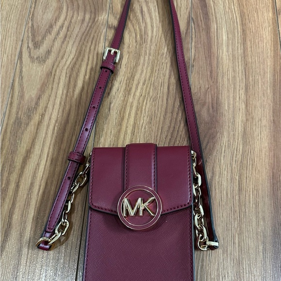 Michael Kors Carmen Burgundy and Gold Crossbody Bag - Picture 15 of 16
